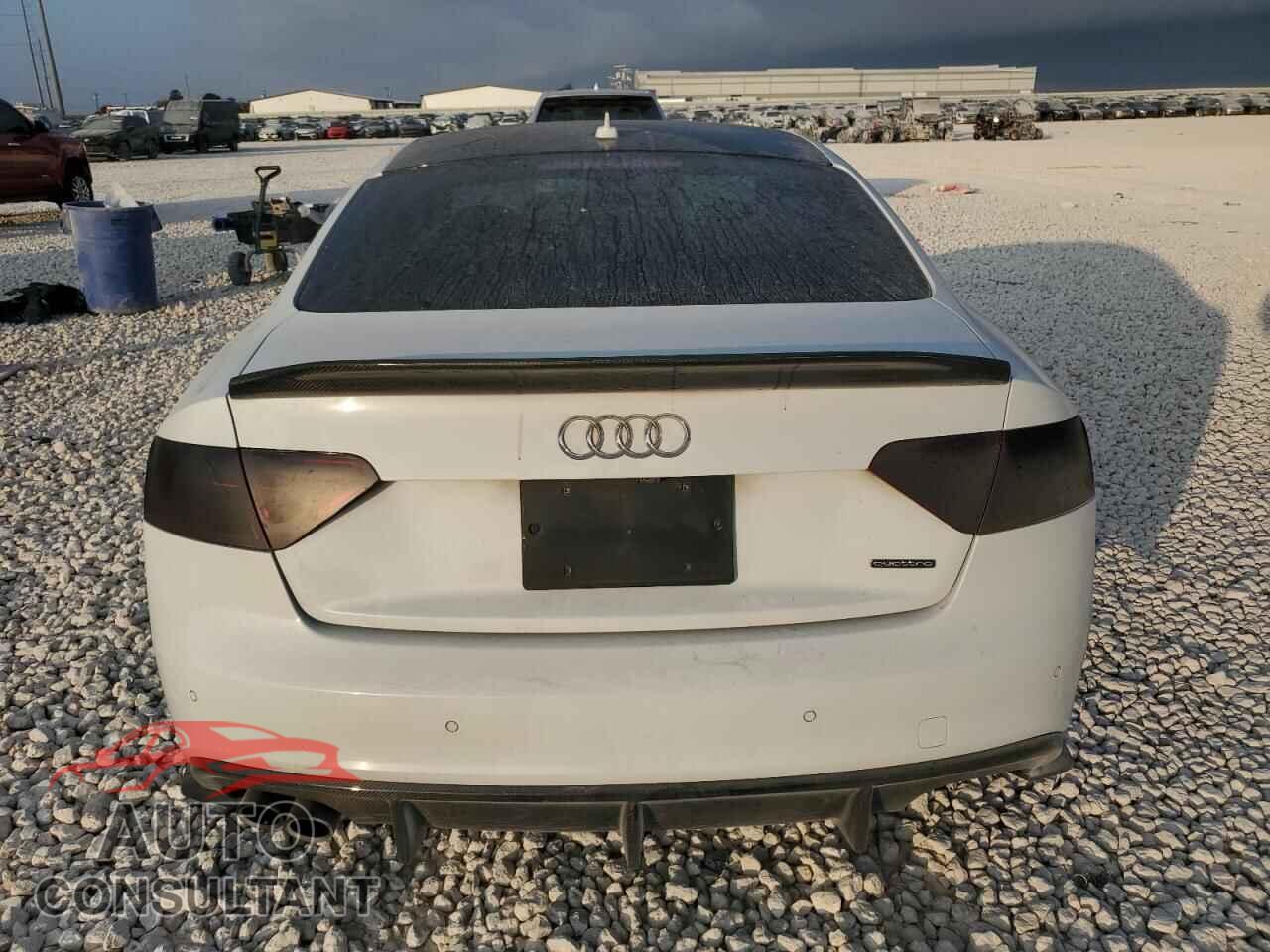 AUDI A5 2015 - WAUMFAFR4FA062464