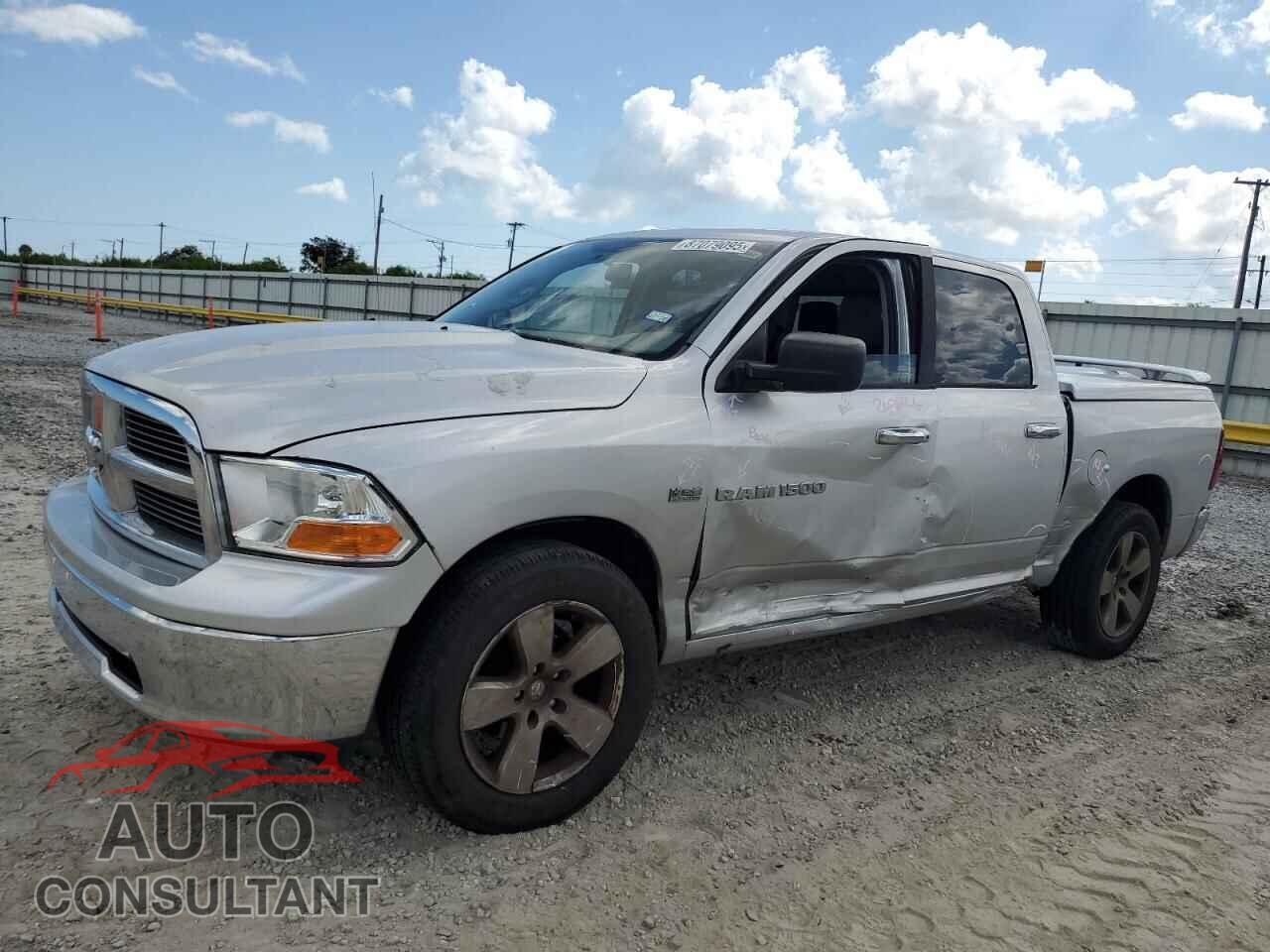 DODGE RAM 1500 2011 - 1D7RB1CT3BS555311