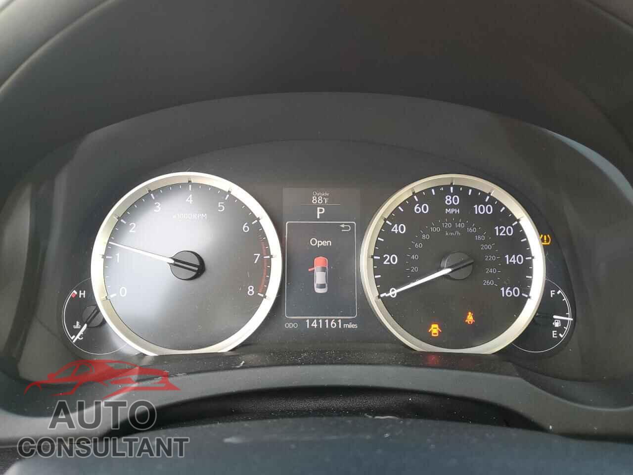 LEXUS IS 2014 - JTHBE1D22E5003034