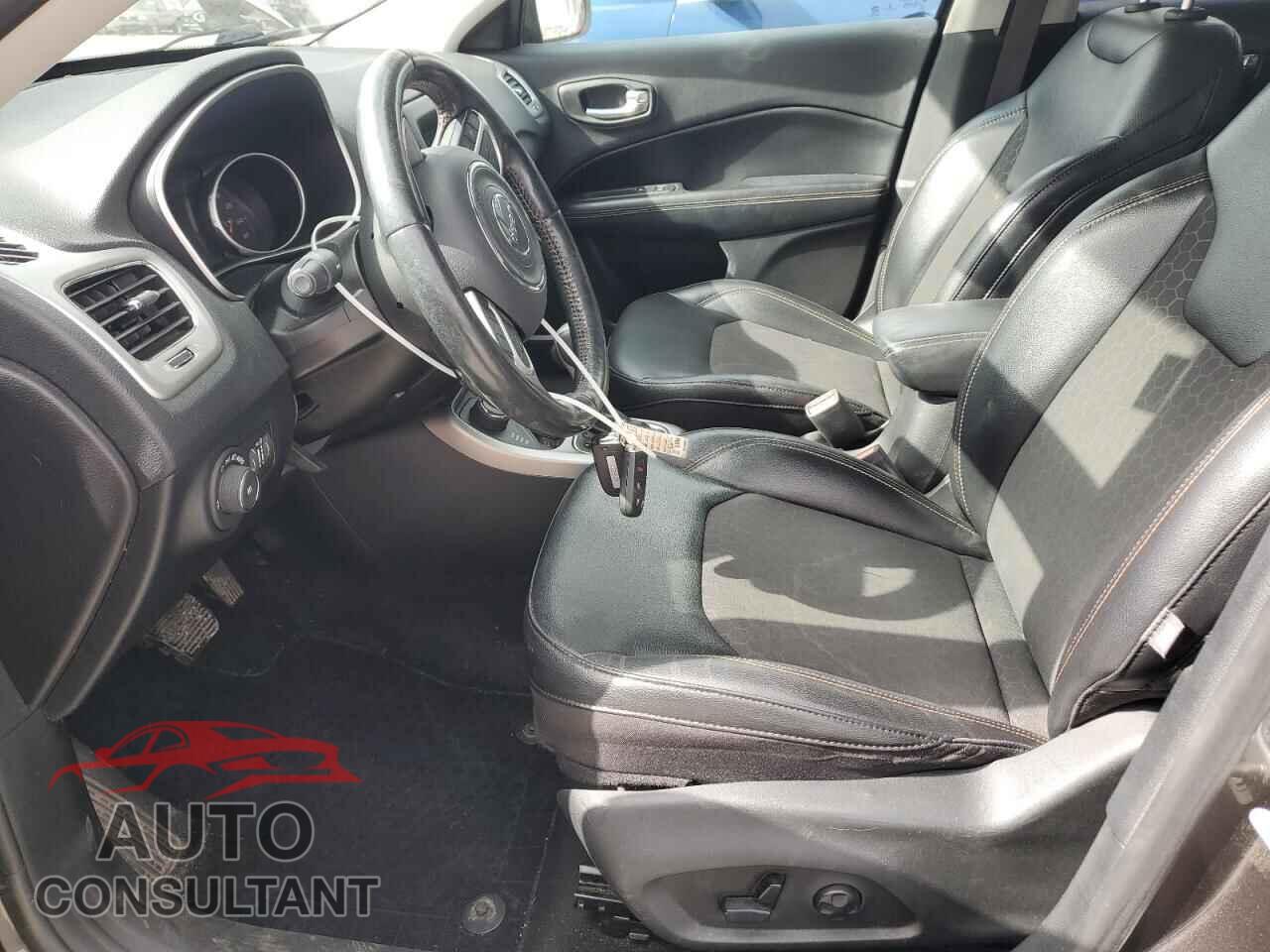 JEEP COMPASS 2019 - 3C4NJDBBXKT839698