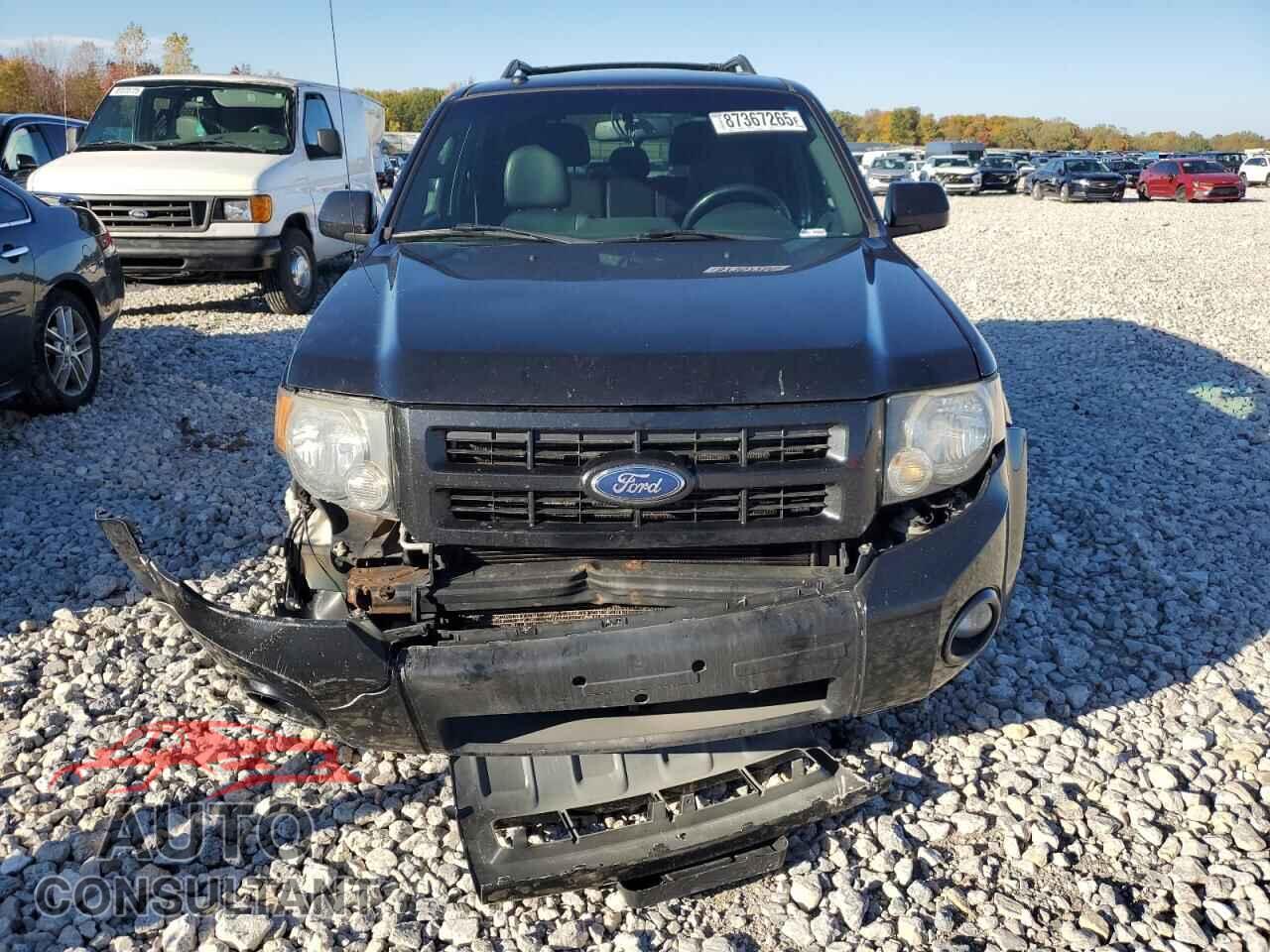 FORD ESCAPE 2011 - 1FMCU0D77BKB67824