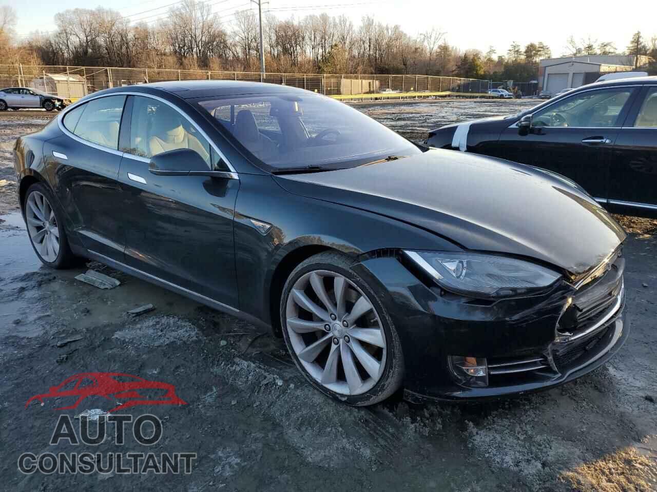TESLA MODEL S 2014 - 5YJSA1H11EFP43722