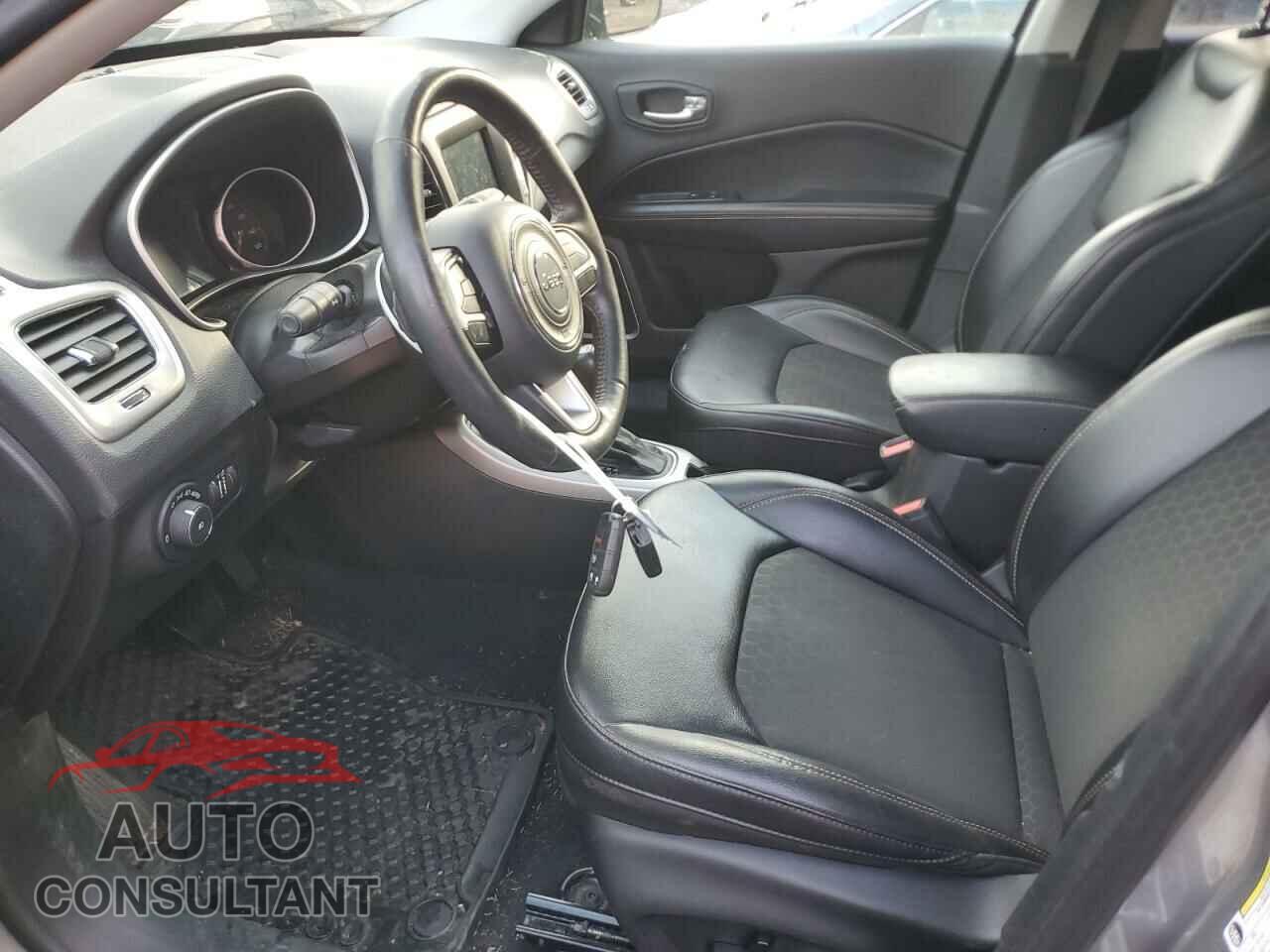 JEEP COMPASS 2019 - 3C4NJDBBXKT656348