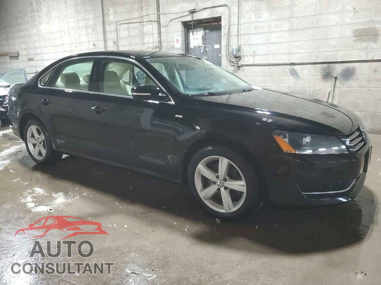VOLKSWAGEN PASSAT 2014 - 1VWAT7A36EC057741