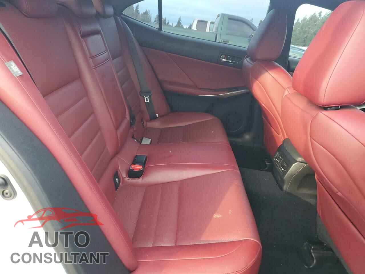 LEXUS IS 2015 - JTHCE1D24F5007625