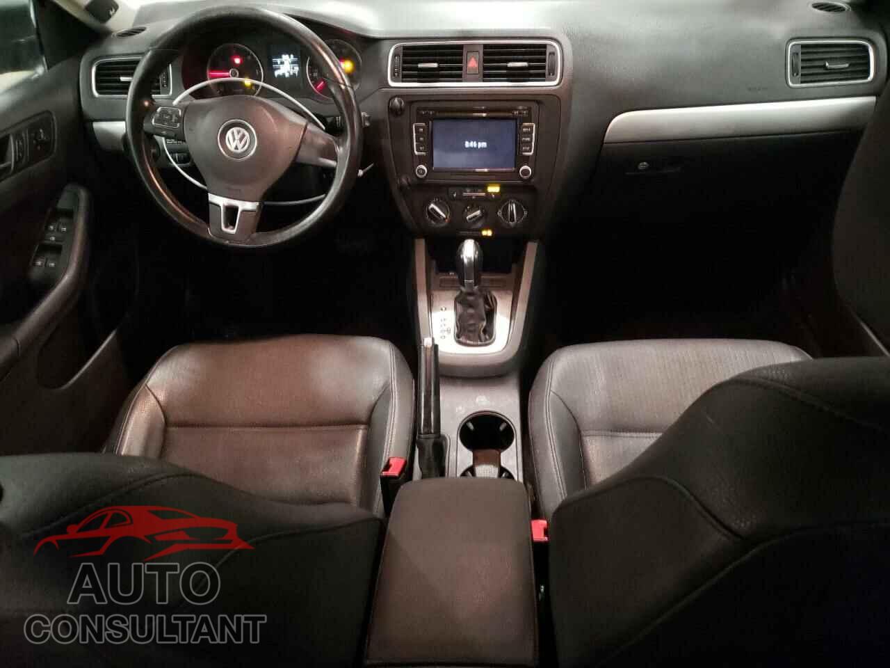 VOLKSWAGEN JETTA 2012 - 3VWLL7AJ2CM405358