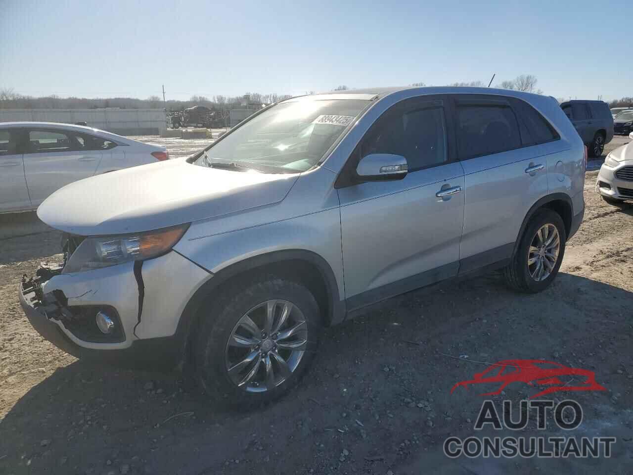 KIA SORENTO 2011 - 5XYKU4A28BG024449