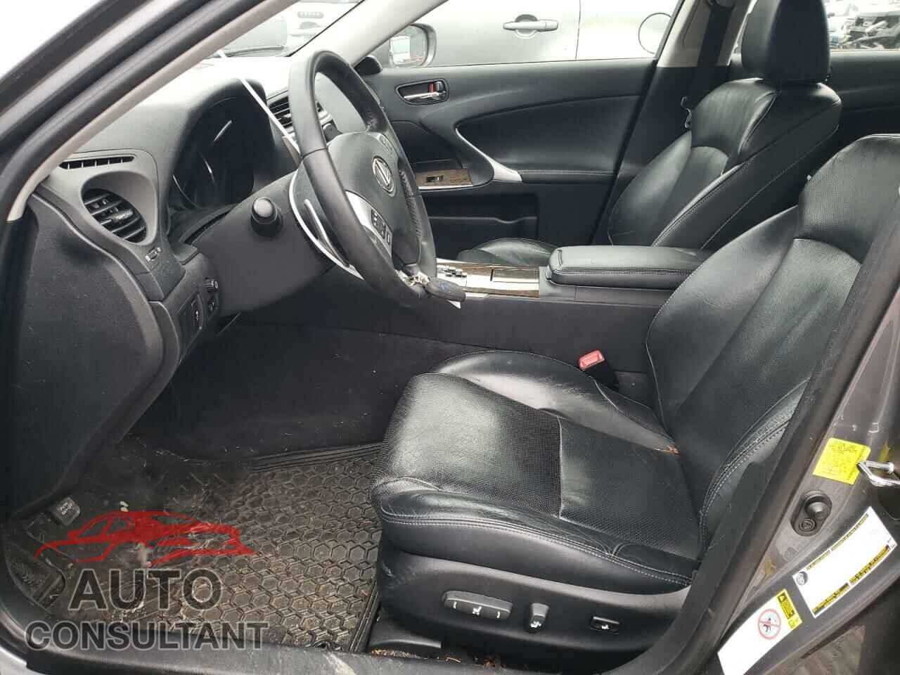 LEXUS IS 2012 - JTHBF5C23C5183885