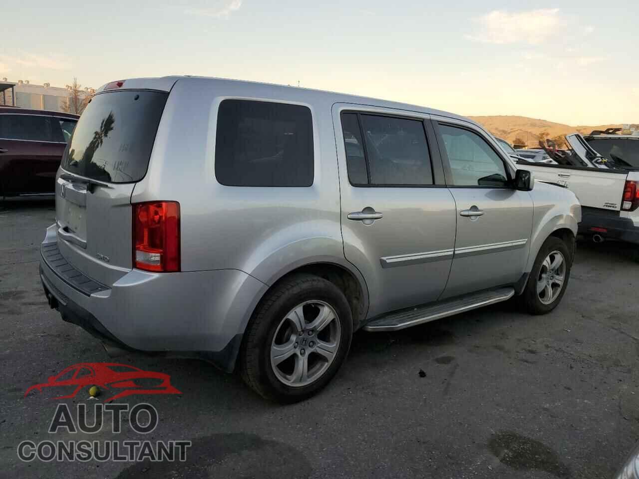HONDA PILOT 2013 - 5FNYF4H59DB030050
