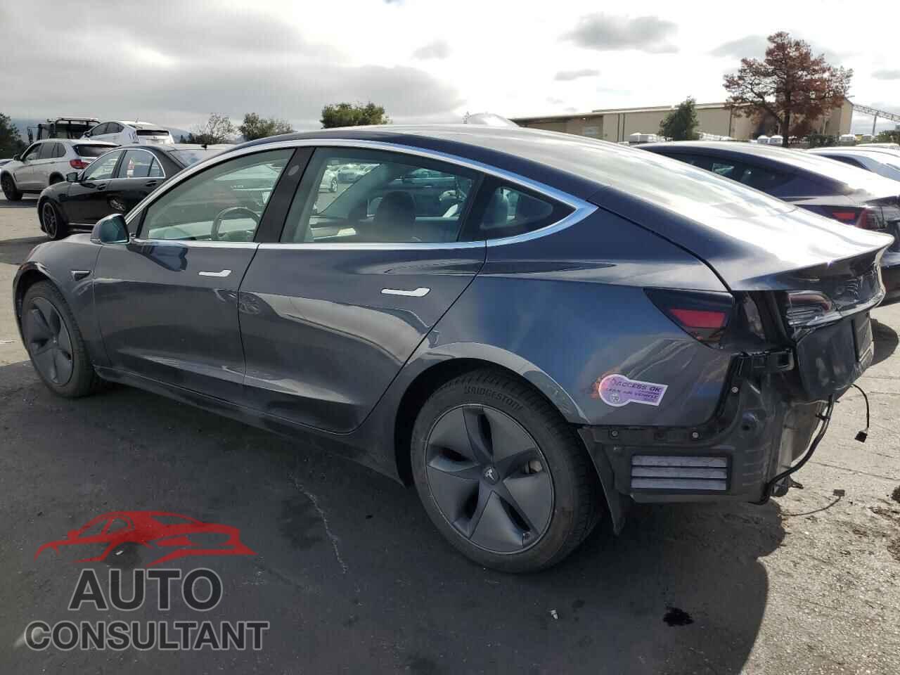 TESLA MODEL 3 2019 - 5YJ3E1EA3KF399321