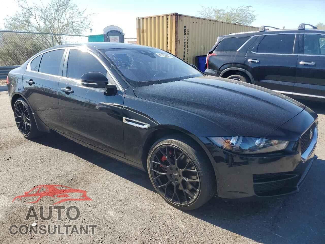JAGUAR XE 2017 - SAJAJ4BV8HCP14987