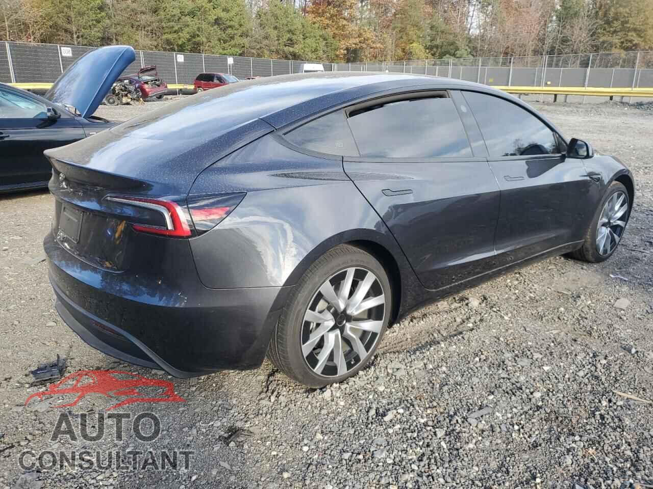 TESLA MODEL 3 2025 - 5YJ3E1EA7SF076910