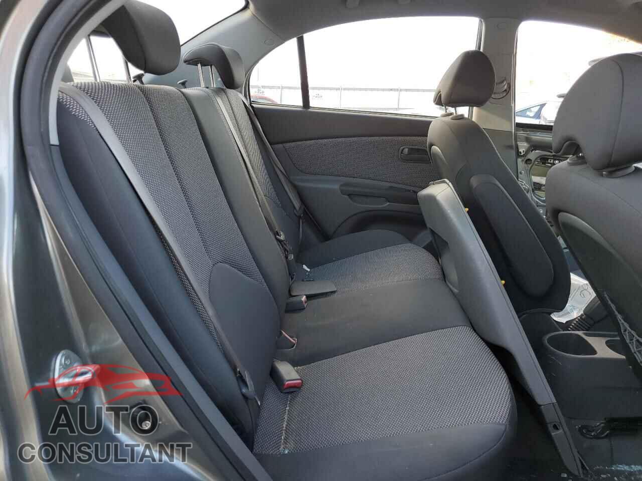 KIA RIO 2011 - KNADH4A30B6960572
