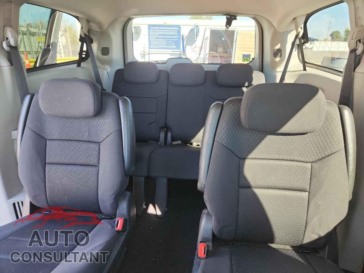 DODGE CARAVAN 2010 - 2D4RN5D11AR482917