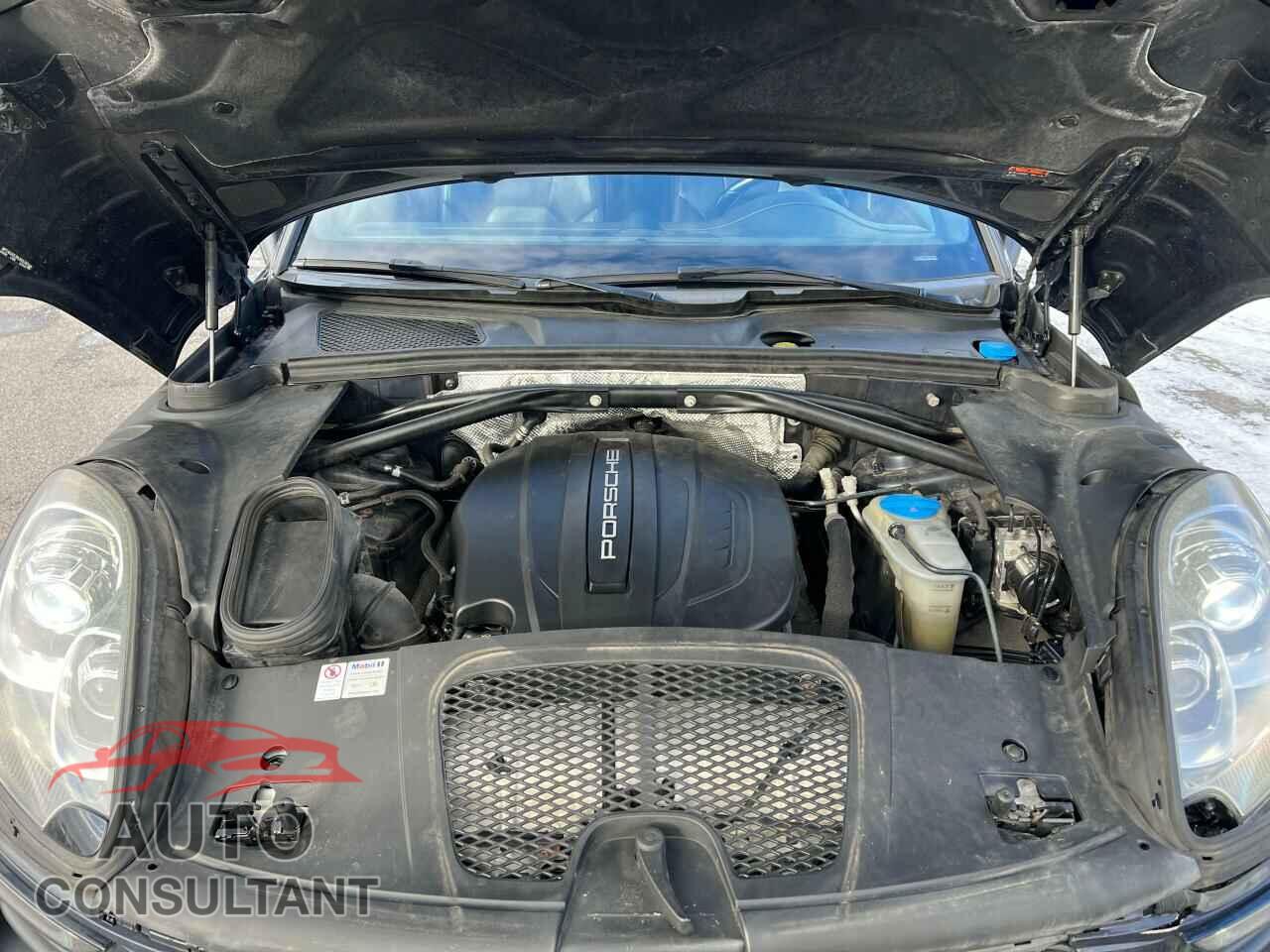 PORSCHE MACAN 2017 - WP1AA2A53HLB05390