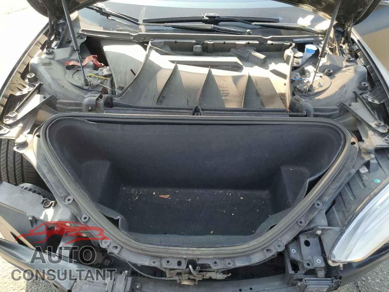 TESLA MODEL S 2018 - 5YJSA1E28JF248246