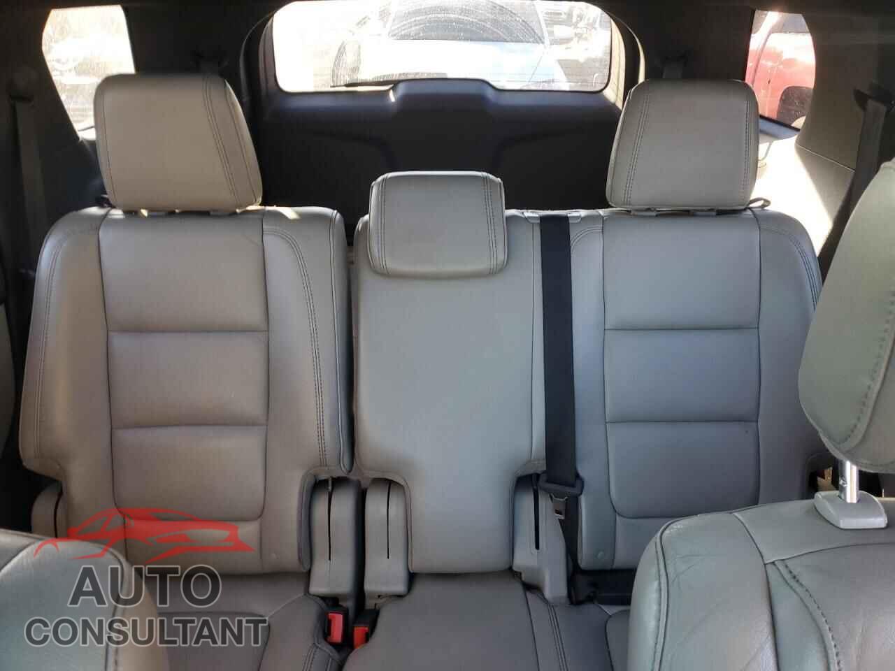 FORD EXPLORER 2011 - 1FMHK7D8XBGA85652