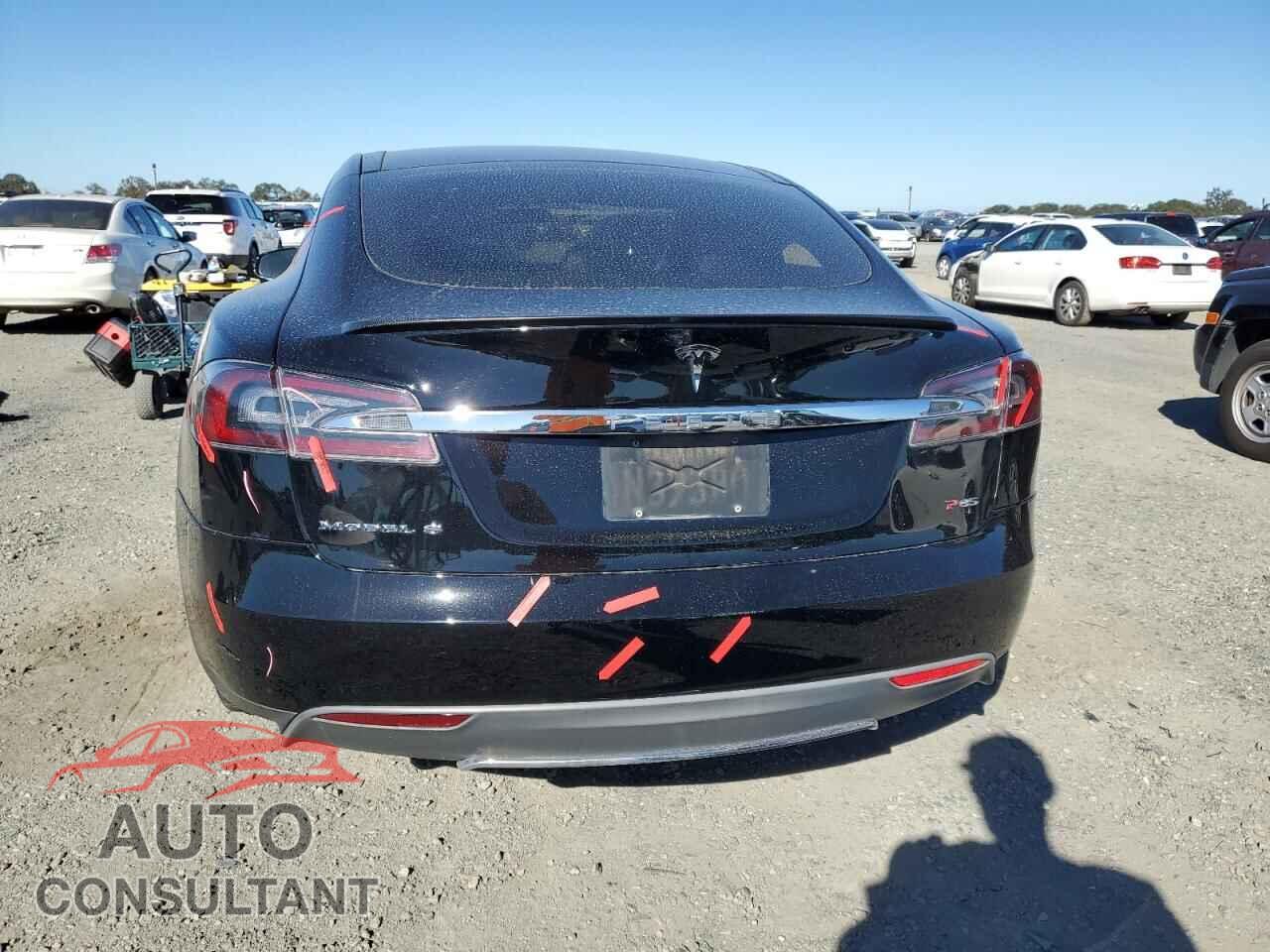TESLA MODEL S 2013 - 5YJSA1CP5DFP08594