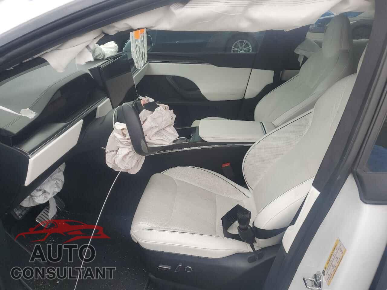 TESLA MODEL X 2022 - 7SAXCBE64NF359717