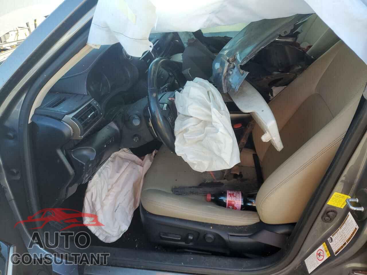 LEXUS IS 2019 - JTHC81D24K5035331