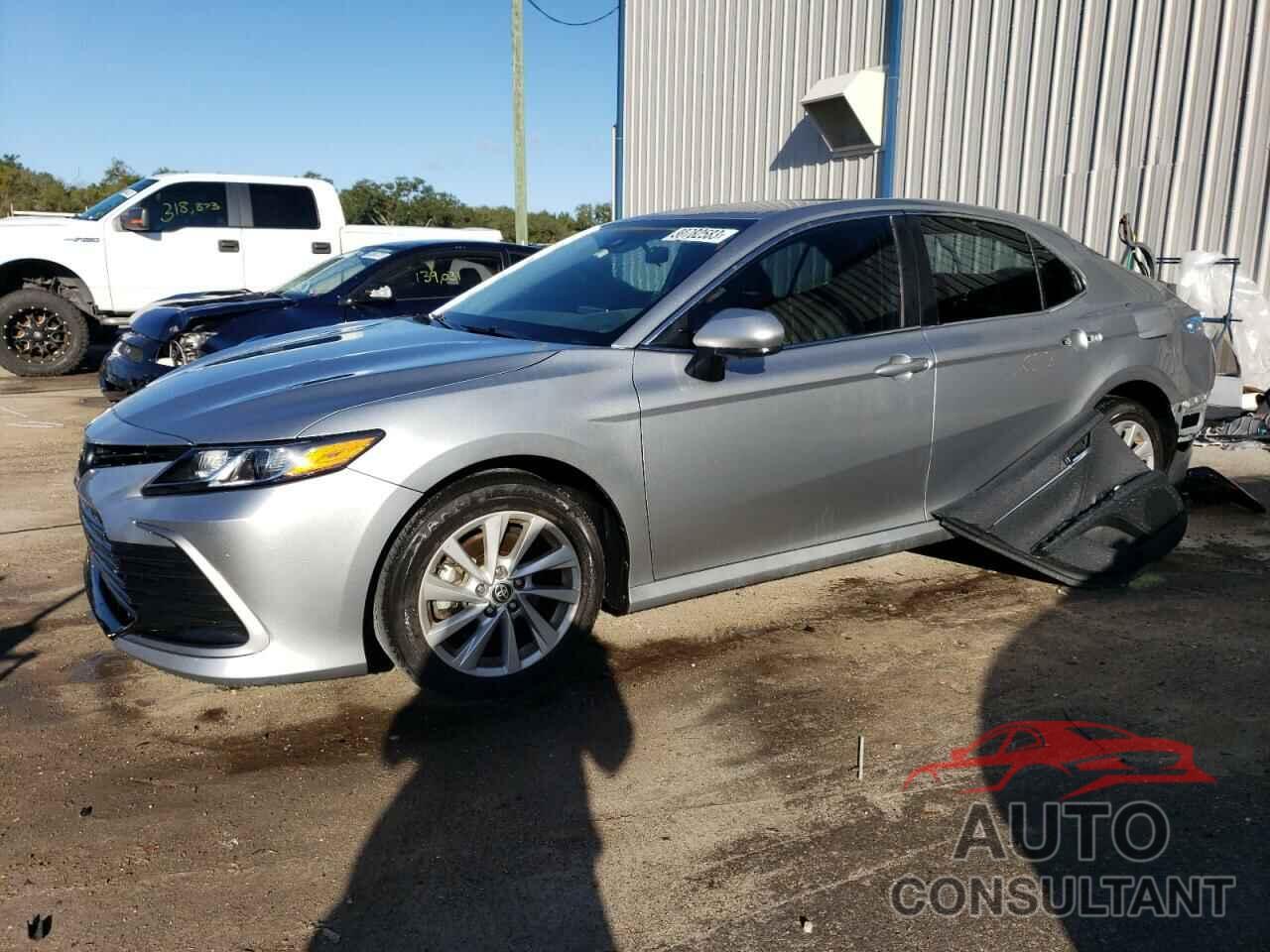 TOYOTA CAMRY 2021 - 4T1C11AK0MU409626