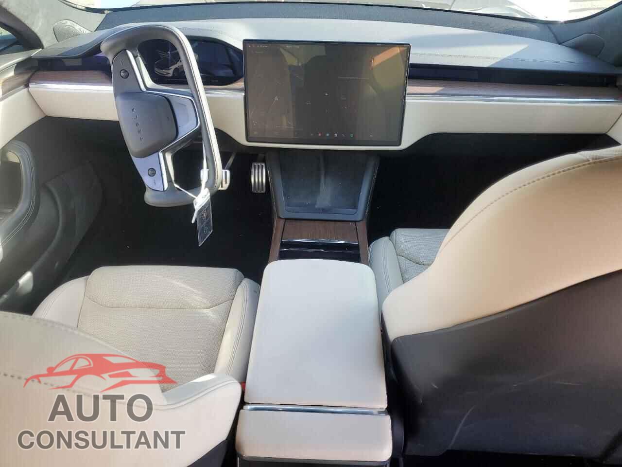 TESLA MODEL S 2022 - 5YJSA1E58NF483388