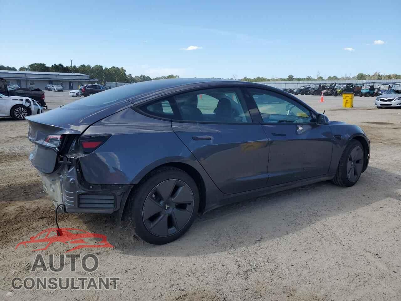 TESLA MODEL 3 2023 - 5YJ3E1EA8PF705758