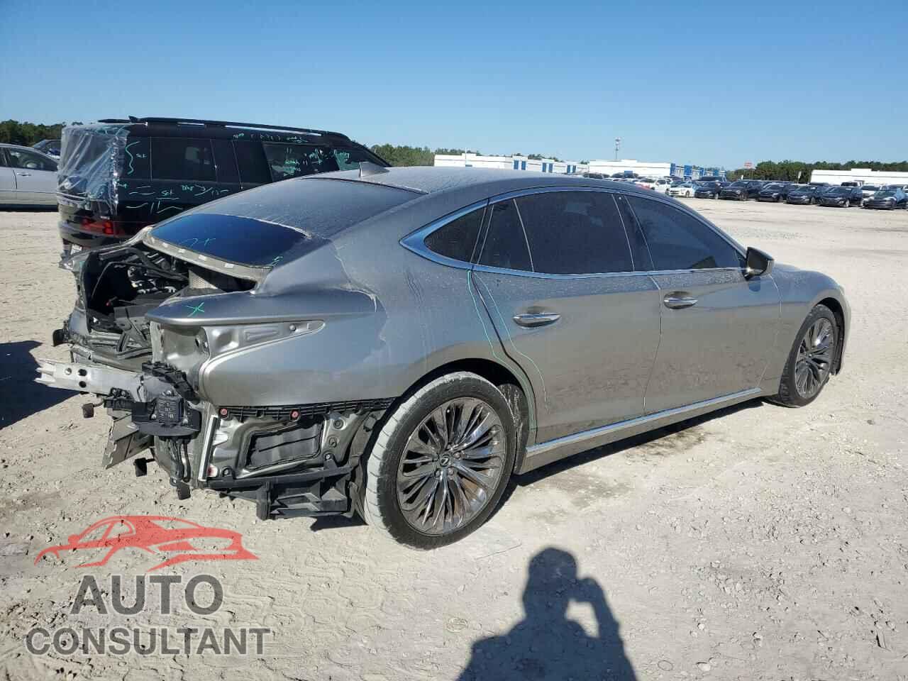 LEXUS LS500 2021 - JTHD51FF0M5014086