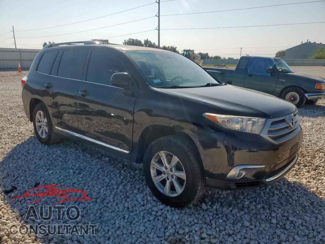 TOYOTA HIGHLANDER 2013 - 5TDBK3EH8DS216538