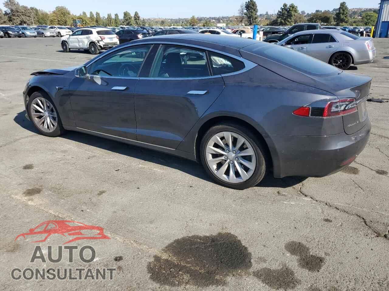 TESLA MODEL S 2017 - 5YJSA1E18HF218567
