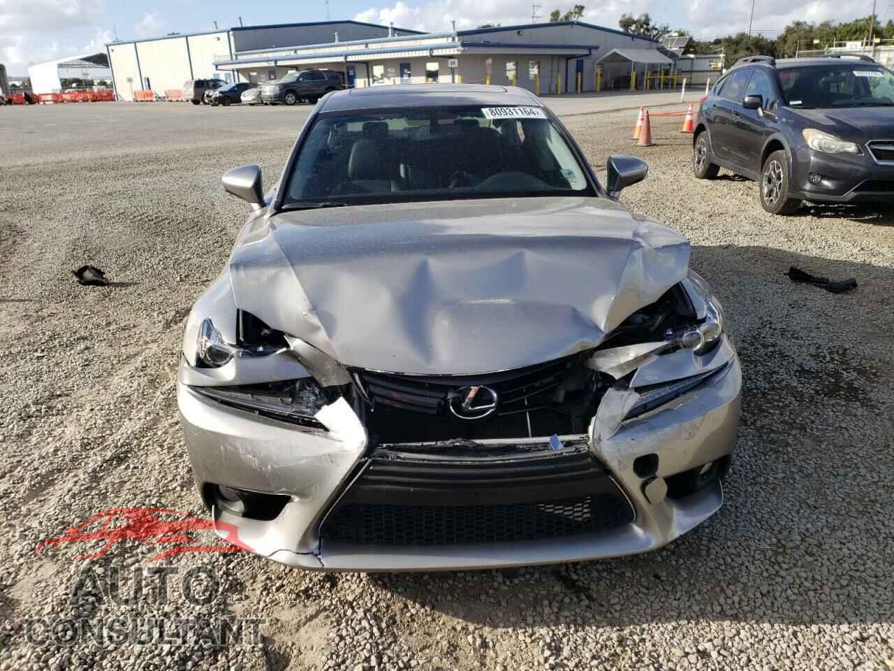 LEXUS IS 2014 - JTHBE1D23E5001325