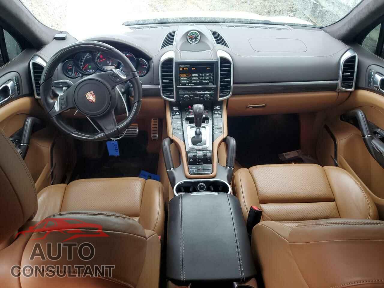 PORSCHE CAYENNE 2014 - WP1AC2A24ELA87297