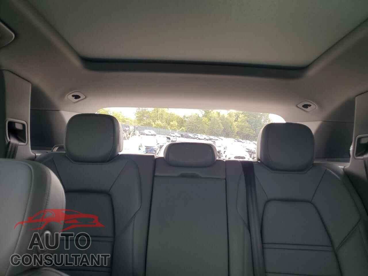 PORSCHE CAYENNE 2021 - WP1AA2AY9MDA10444