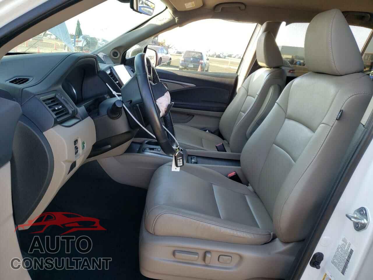 HONDA PILOT 2021 - 5FNYF5H57MB035799