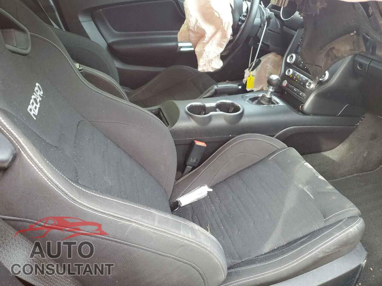 FORD MUSTANG 2017 - 1FA6P8CF7H5212953