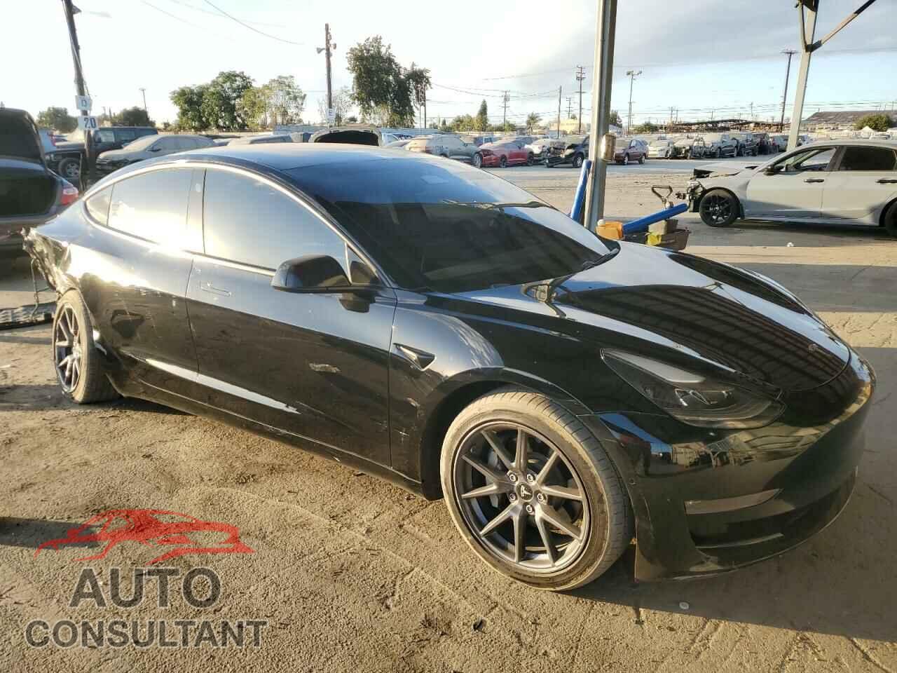 TESLA MODEL 3 2021 - 5YJ3E1EBXMF939100
