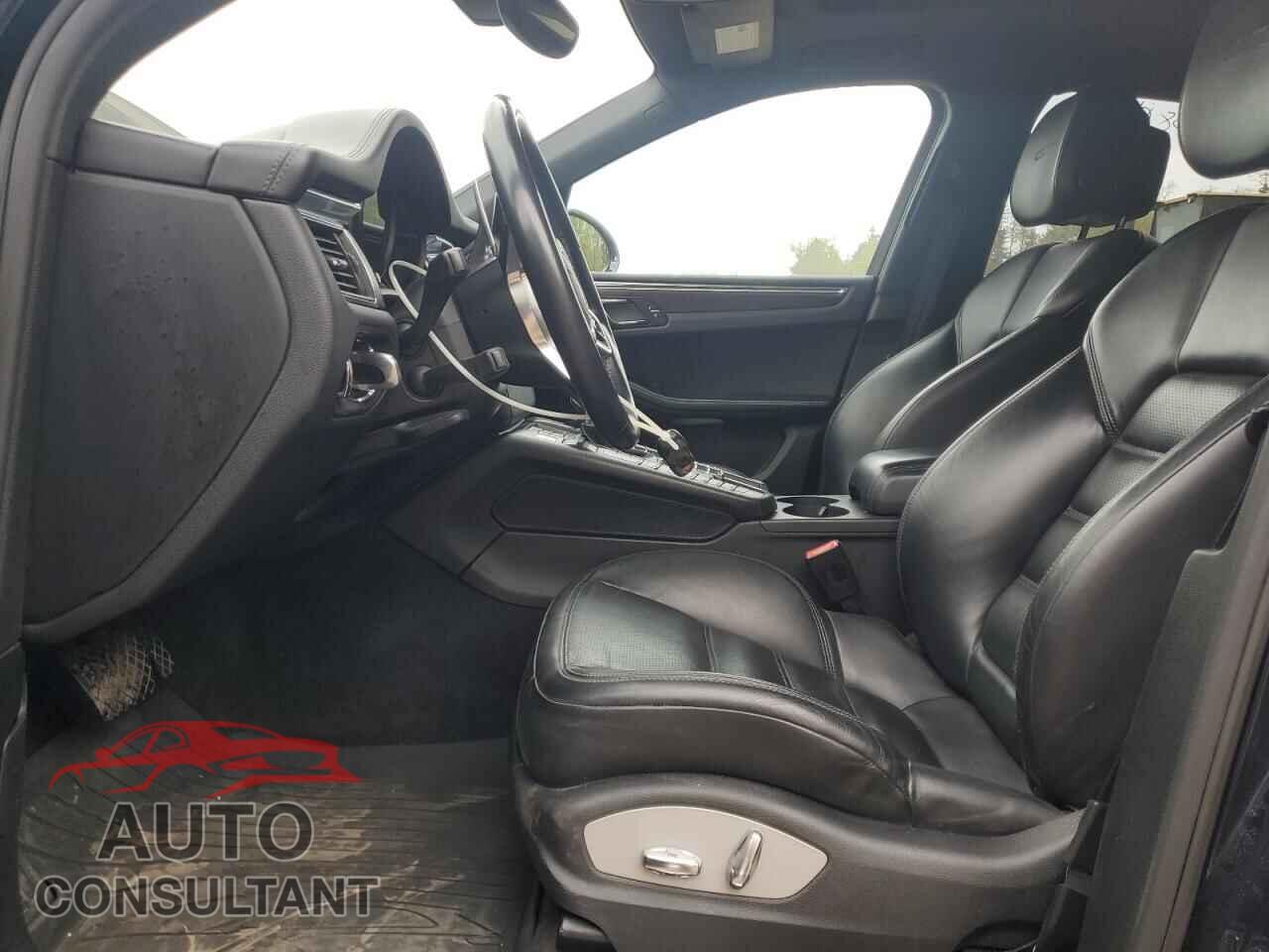 PORSCHE MACAN 2018 - WP1AG2A56JLB61957