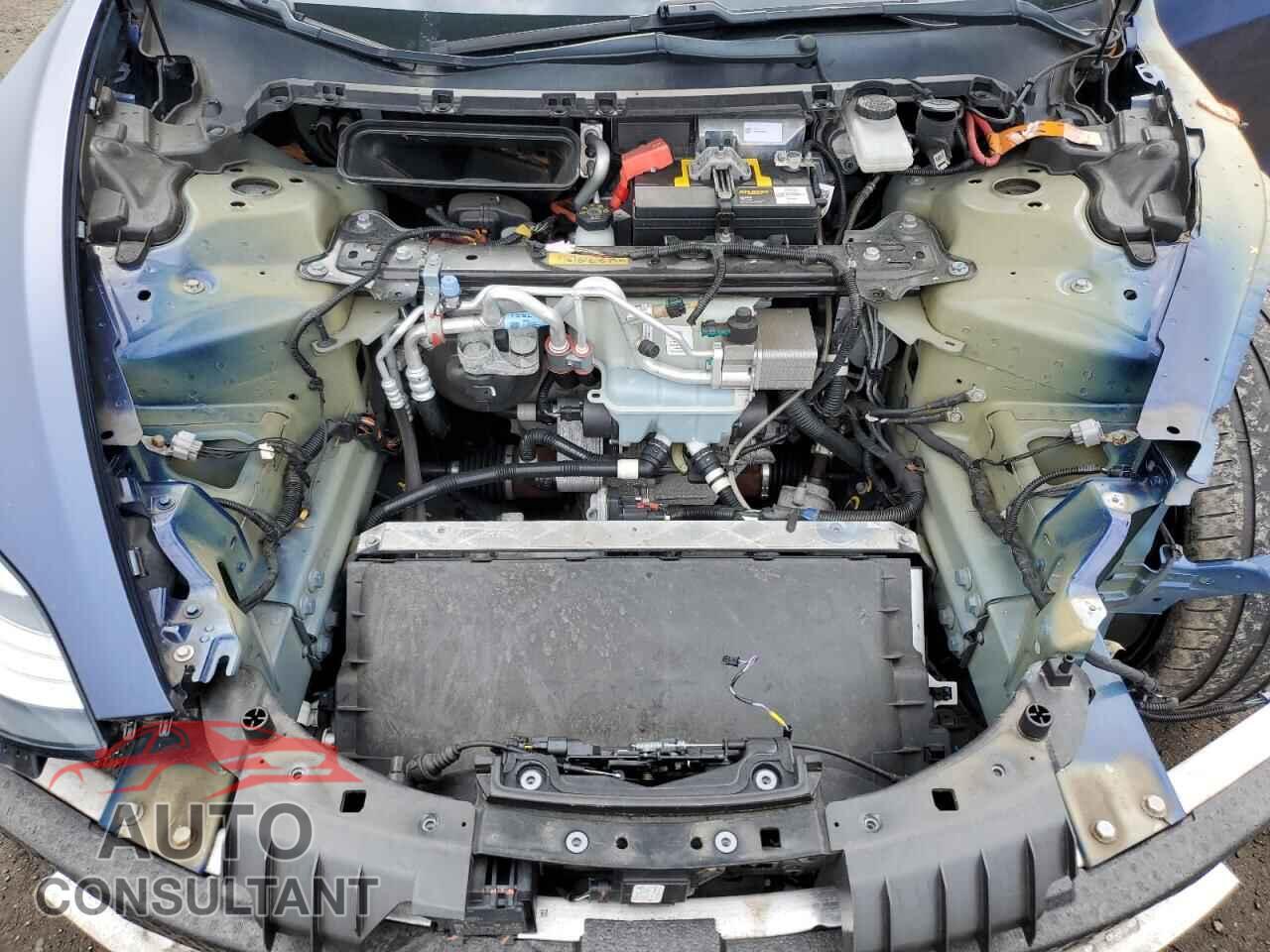 TESLA MODEL 3 2018 - 5YJ3E1EB4JF072319