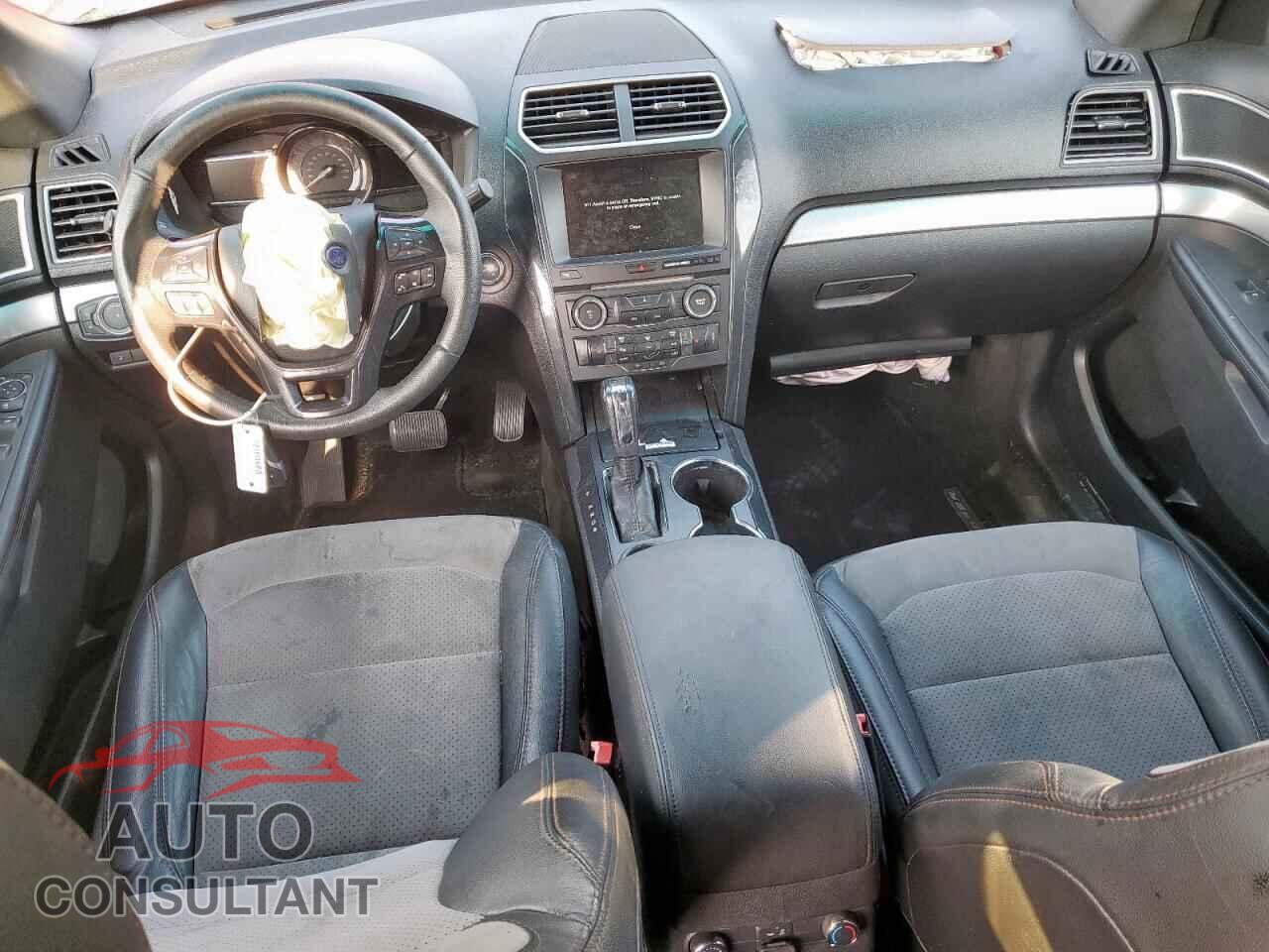 FORD EXPLORER 2017 - 1FM5K7D85HGB39211