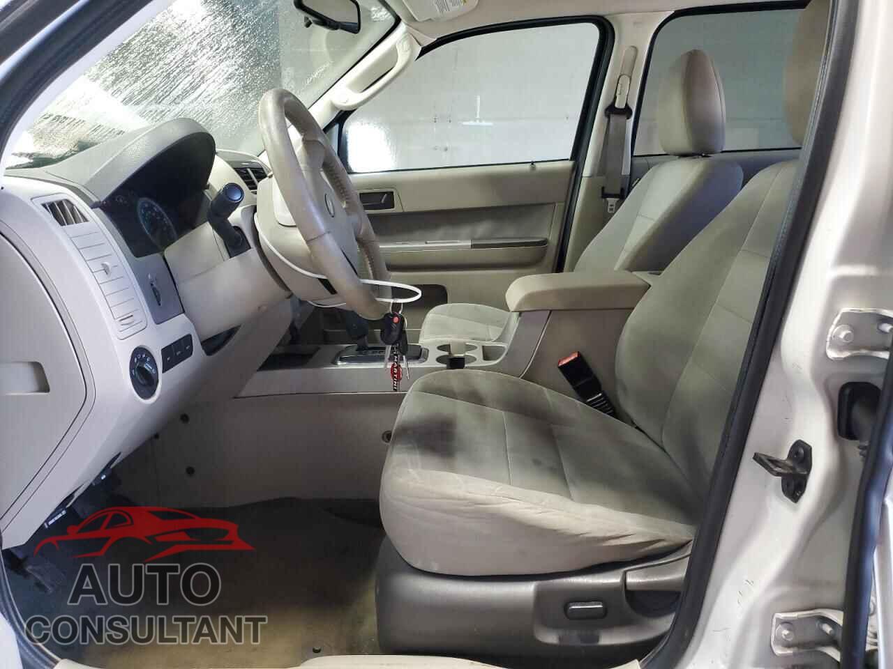 FORD ESCAPE 2011 - 1FMCU0D71BKA97236
