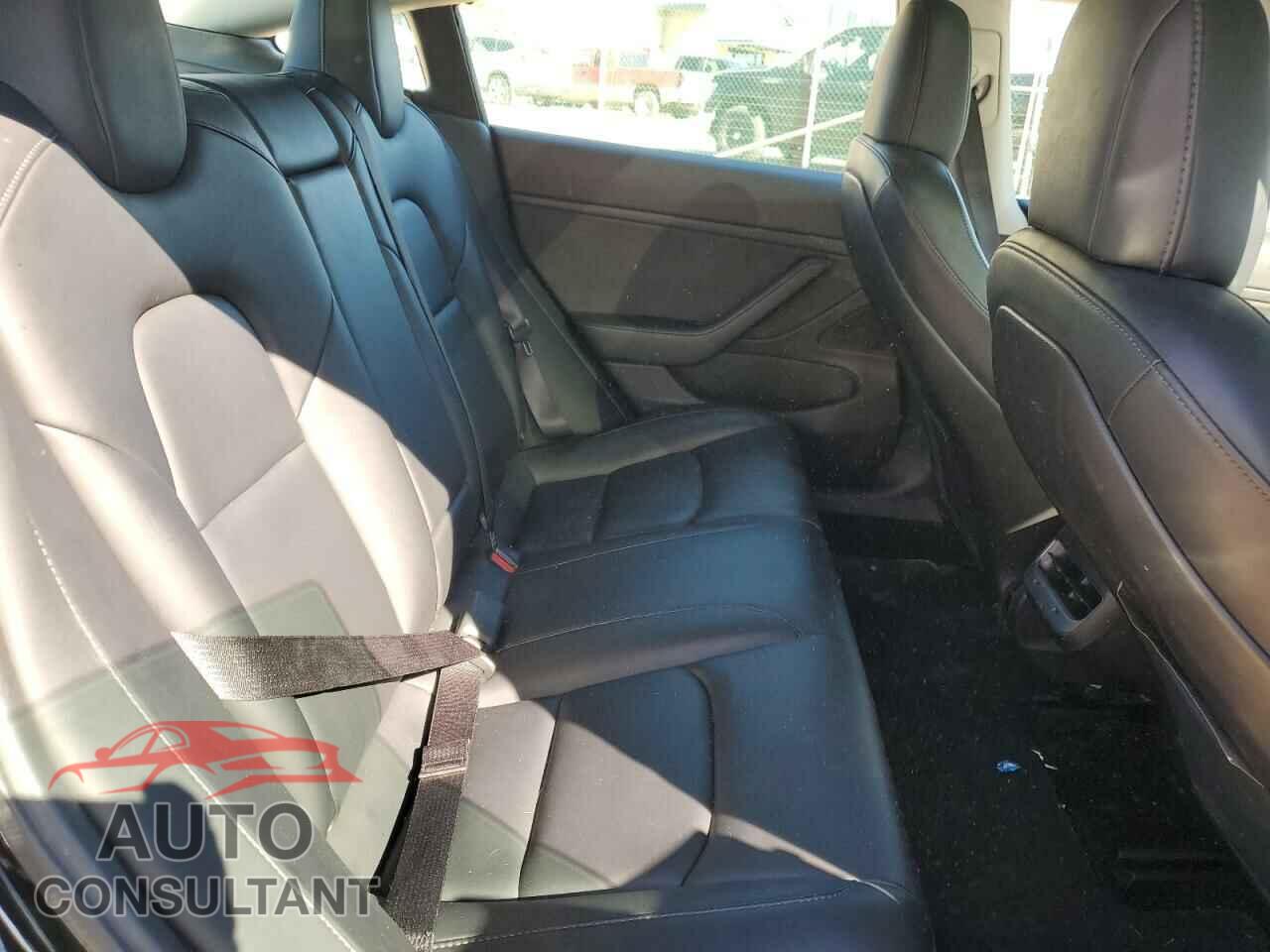 TESLA MODEL 3 2019 - 5YJ3E1EA1KF324228