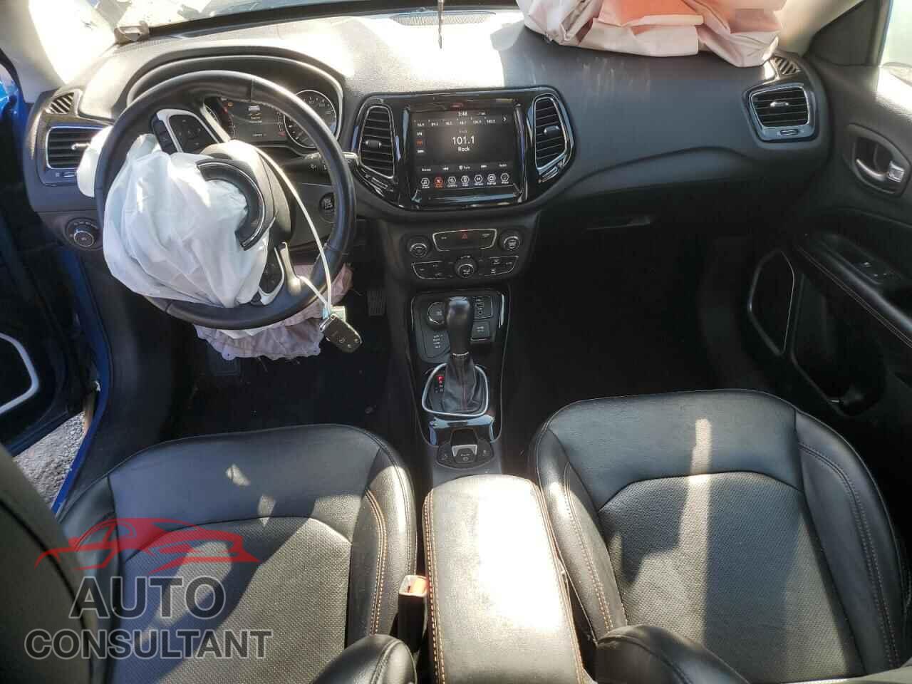 JEEP COMPASS 2019 - 3C4NJDCB7KT775649