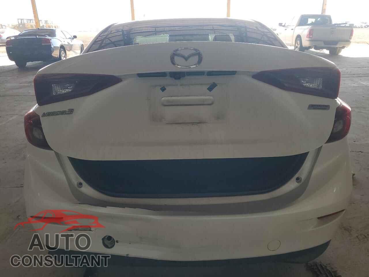 MAZDA 3 2017 - 3MZBN1U7XHM105531