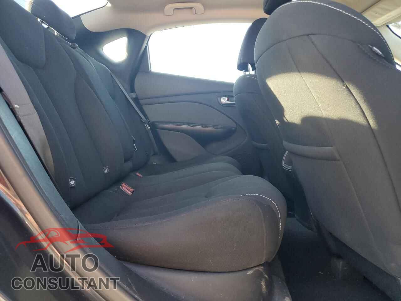 DODGE DART 2013 - 1C3CDFBAXDD290065
