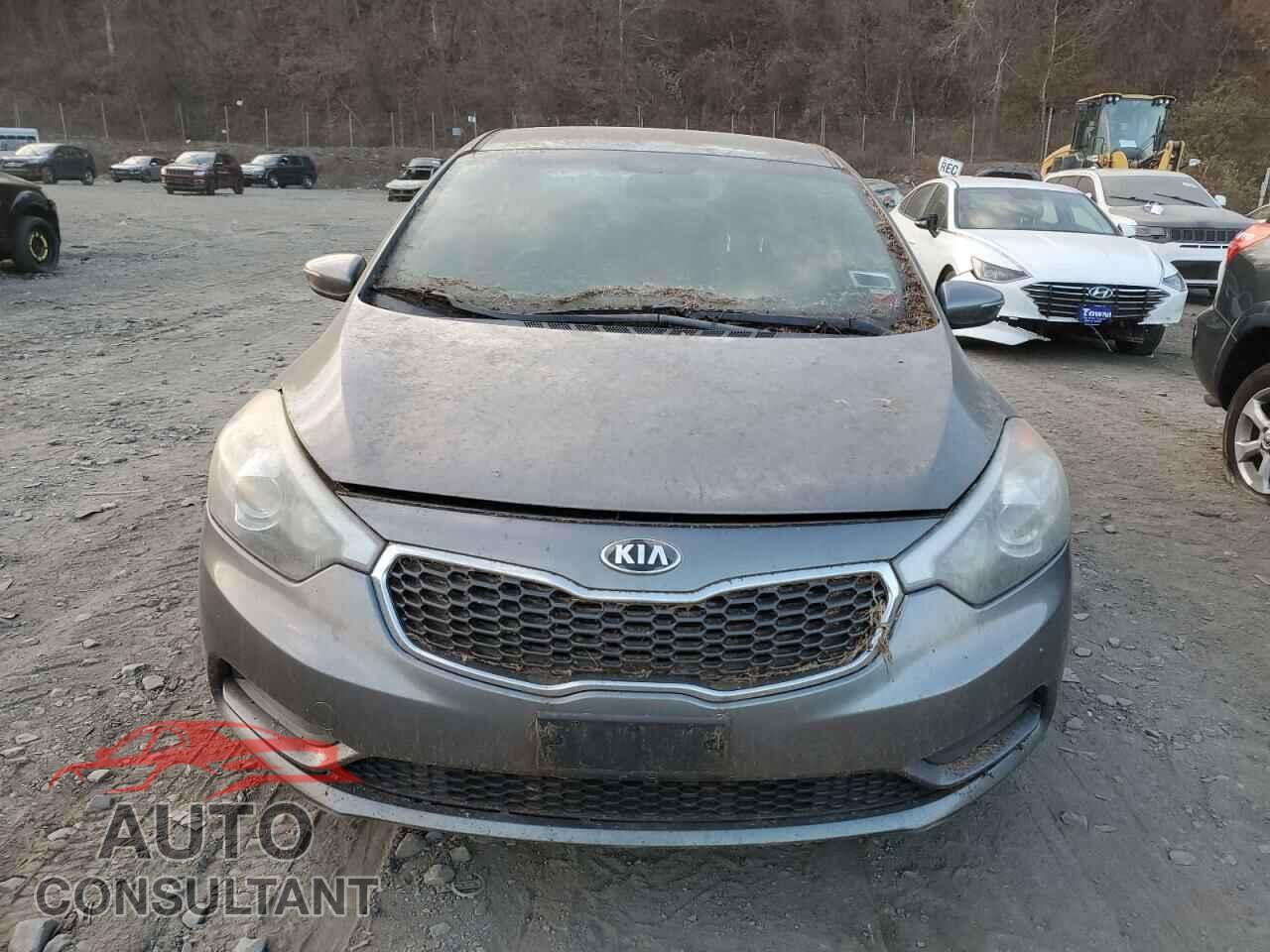 KIA FORTE 2016 - KNAFX4A61G5497957