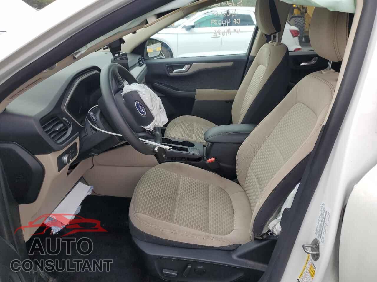 FORD ESCAPE 2020 - 1FMCU0G65LUA46184