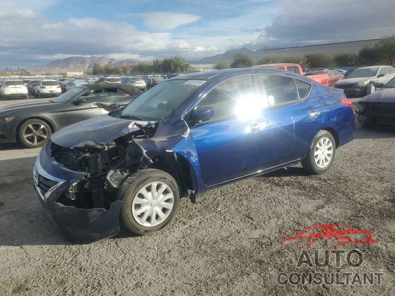 NISSAN VERSA 2019 - 3N1CN7AP6KL879371