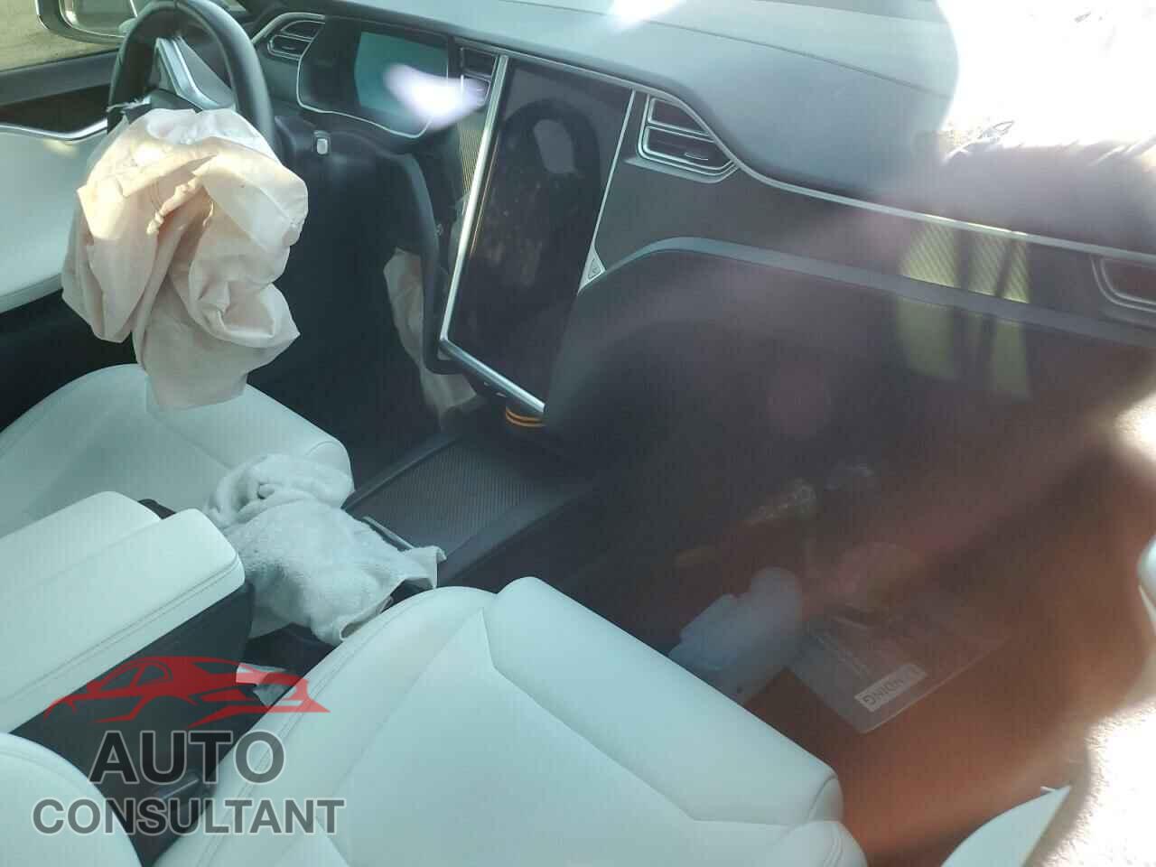 TESLA MODEL S 2017 - 5YJSA1E24HF229834