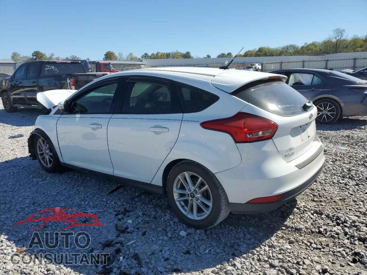 FORD FOCUS 2016 - 1FADP3K22GL318343