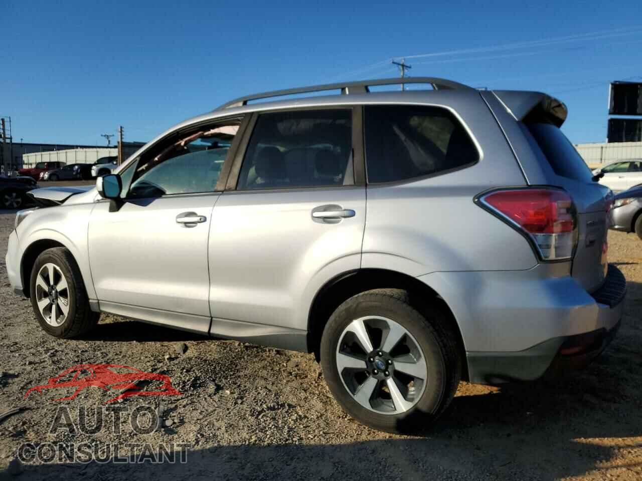 SUBARU FORESTER 2018 - JF2SJAEC0JH564170